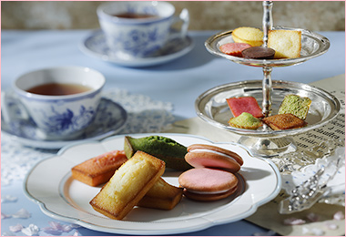 〈アンリ・シャルパンティエ〉春のガトー・キュイ・アソートS