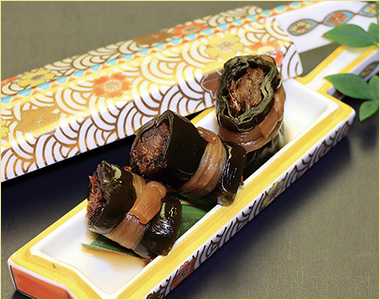 〈日本料理 車屋〉鰊昆布巻