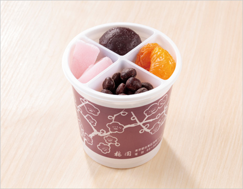 あんみつ(1個) 648円