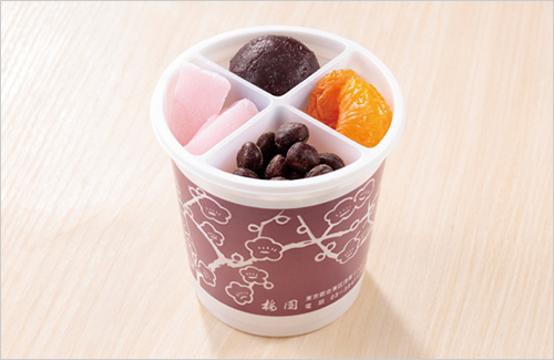 あんみつ(1個) 648円