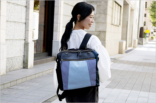 軽量2wayリュック(ナイロン・牛革・ポリエステル／W33×H32×D12cm) 34,650円