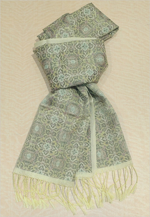 大島紬総絣ストール「更紗」 (絹100％／185×40cm／日本製) 220,000円