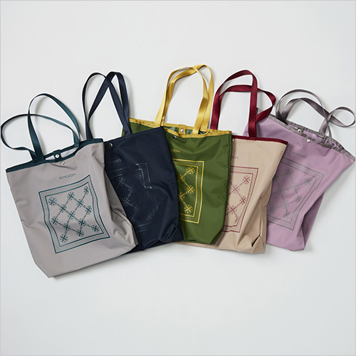 アイオーラ(ナイロン／W35×H36×D8cm) 各8,800円