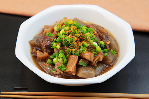 牛すじコンニャク(100g) 780円