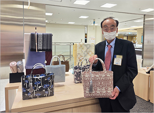 日常に取り入れやすい和装小物も充実