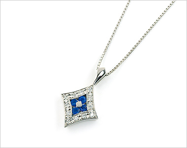 アウイナイトペンダント