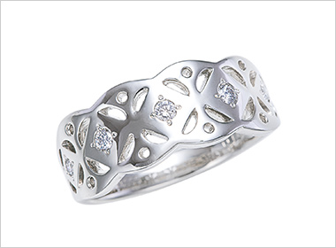 Ptダイヤモンドリング