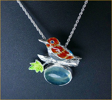 ＜美 bird＞アカショウビンとアクアマリンの七宝ペンダント