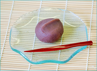 〈森八〉土用餅