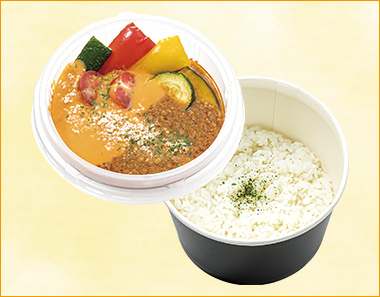 〈あんずき〉カラフル野菜ととろけるチーズのキーマカレー丼