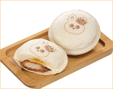 〈まい泉〉&ldquo;もころん&rdquo;プリント入り ポケットサンド