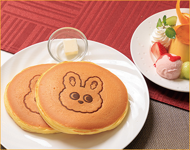 〈渋谷 西村フルーツパーラー〉&ldquo;もころん&rdquo;焼き印ホットケーキ