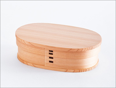 〈ベーシック アンド アクセント〉［大館工芸社］曲げわっぱ 小判弁当〔小〕