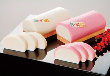 〈鈴廣かまぼこ〉超特選蒲鉾 古今 紅・白