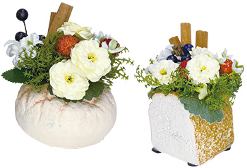 〈よしまつフラワー〉パンの器を使ってフラワーアレンジメント(造花)イメージ