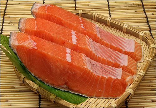 紅鮭切身(甘塩／3切) 1,296円