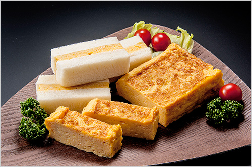 江戸前玉子焼サンド(1折) 820円 江戸前玉子焼(1本) 1,296円