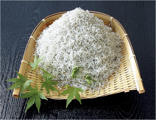 宇和海ちりめん(80g) 1,080円