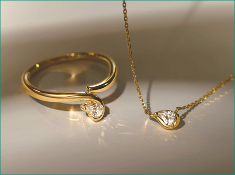 〈4℃〉リング、ネックレス