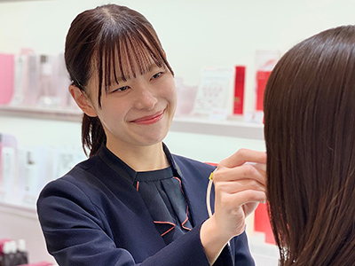 〈アテニア〉 お肌測定会イメージ