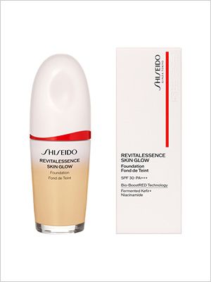 エッセンス スキングロウ ファンデーション