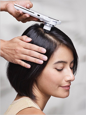 ＜アヴェダ＞頭皮カメラチェックイメージ