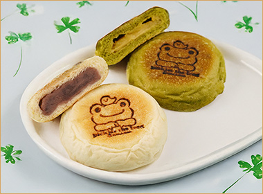 かえるのピクルスのコラボパン