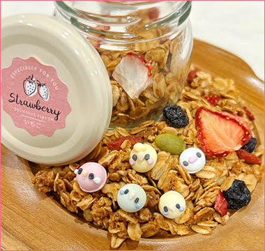 ＜お菓子の森ぴちゅん＞ころころインコのグラノーラ