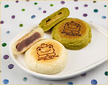 ＜ポンバドウル＞かえるのピクルスのコラボパン