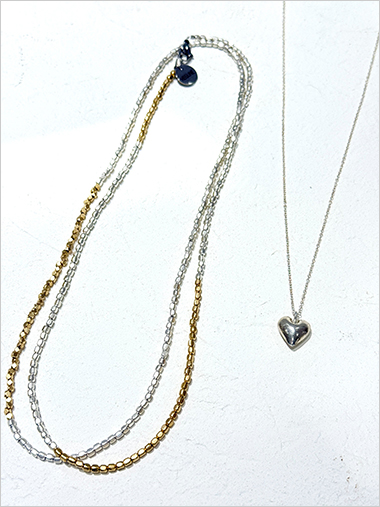 <REGUNE>ロングネックレス、ハートネックレス