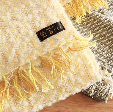 ＜染織工房糸ぐるま＞手紡ぎ手織りストール