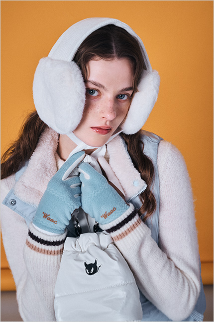 ＜ワック＞イヤーマフ、ニット、中綿ベスト、グローブ、中綿巾着型カートバッグ