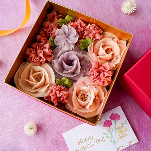 ［saina］ sainaさいなおはぎ「カーネーション＆ローズBOX」