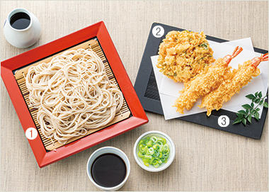  ［永坂更科布屋太兵衛］年越御前そば、［銀座天一］ほたてと小海老のかき揚げ、海老(大)