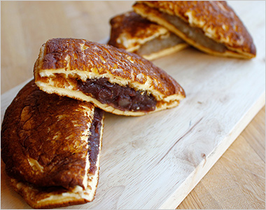 ＜亀十＞どら焼き