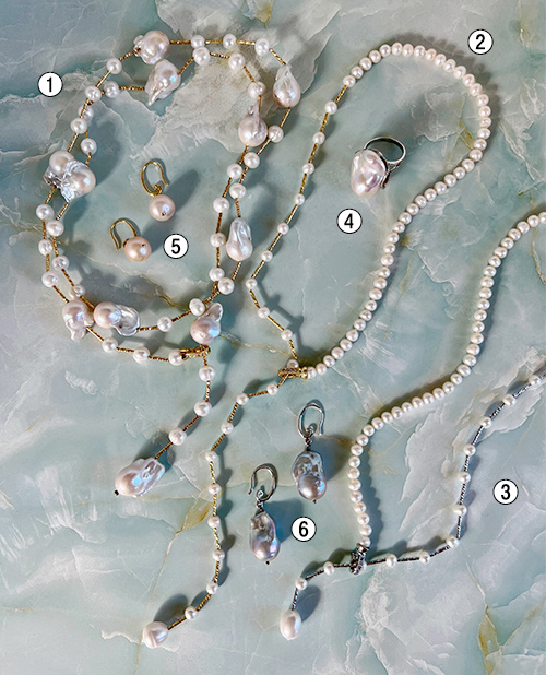 ①バロックパールYラインネックレス (14KGP・淡水パール) 55,000円 ②ベビーパールハーフ＆ハーフネックレスホワイトYGロング (14KGP・淡水パール) 24,200円 ③ベビーパールハーフ＆ハーフネックレスWGショート (14KGP・淡水パール) 22,000円 ④ビッグバロックパールリング (14KGP・淡水パール) 27,500円 ⑤⑥ビッグバロックパールピアス (18KGP・淡水パール) 各16,500円