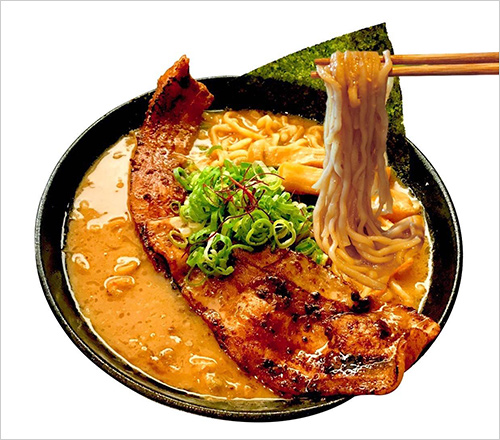 札幌味噌らぁめん(じゃが白湯仕立て)(1杯) 1,200円  ジャガイモをふんだんに使った濃厚なのにヘルシーな味噌スープに、モチモチ食感の特注麵がよく絡みます。