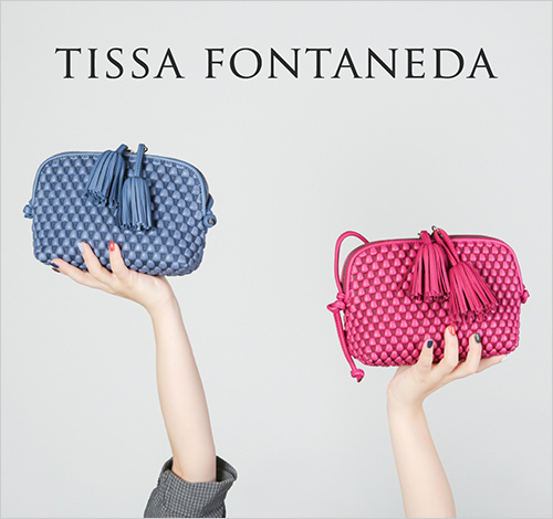 Gizmo Small (表地：羊革100％／裏地：綿100％／W22.5×H16×D10.5cm) 各111,100円  長さを変えた2つの大きなタッセルがアイコンとなっている、GIZMOモデルのミニサイズ。間口が大きく開くので出し入れがしやすく、ブランドらしさと着こなしを選ばないデザイン性が人気のアイテムです。