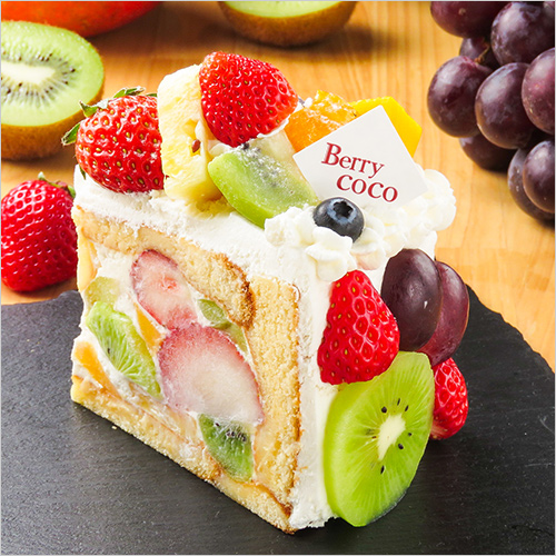 フレールミックス(1個) 1,150円  ＜ベリーココ＞オリジナルのフルーツを食べる新感覚ケーキです。